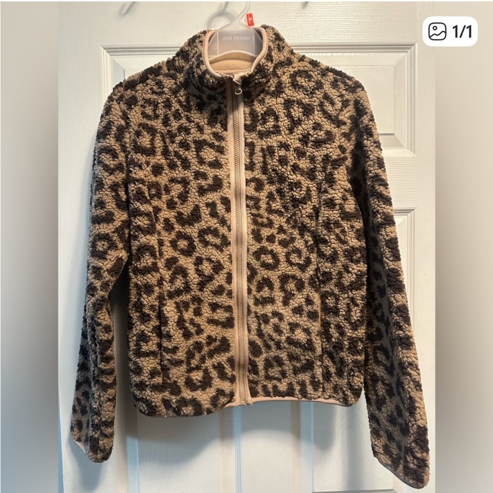 Leopard print zip fleece!!